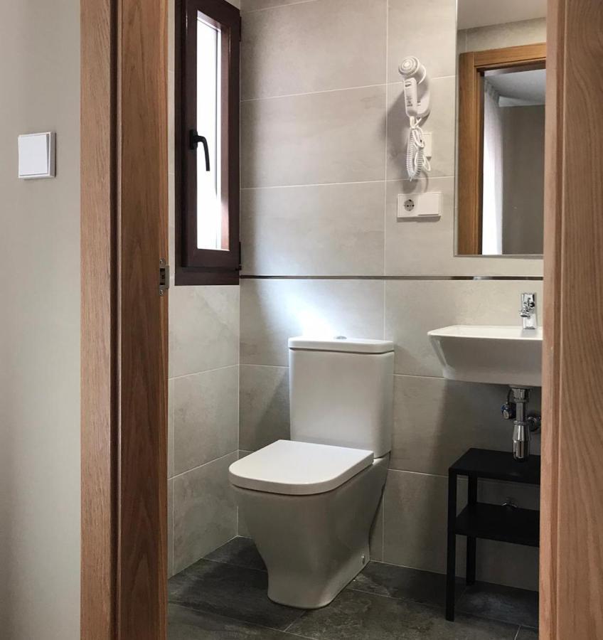 Hotel Baltico 2 Estrellas Luarca Zewnętrze zdjęcie